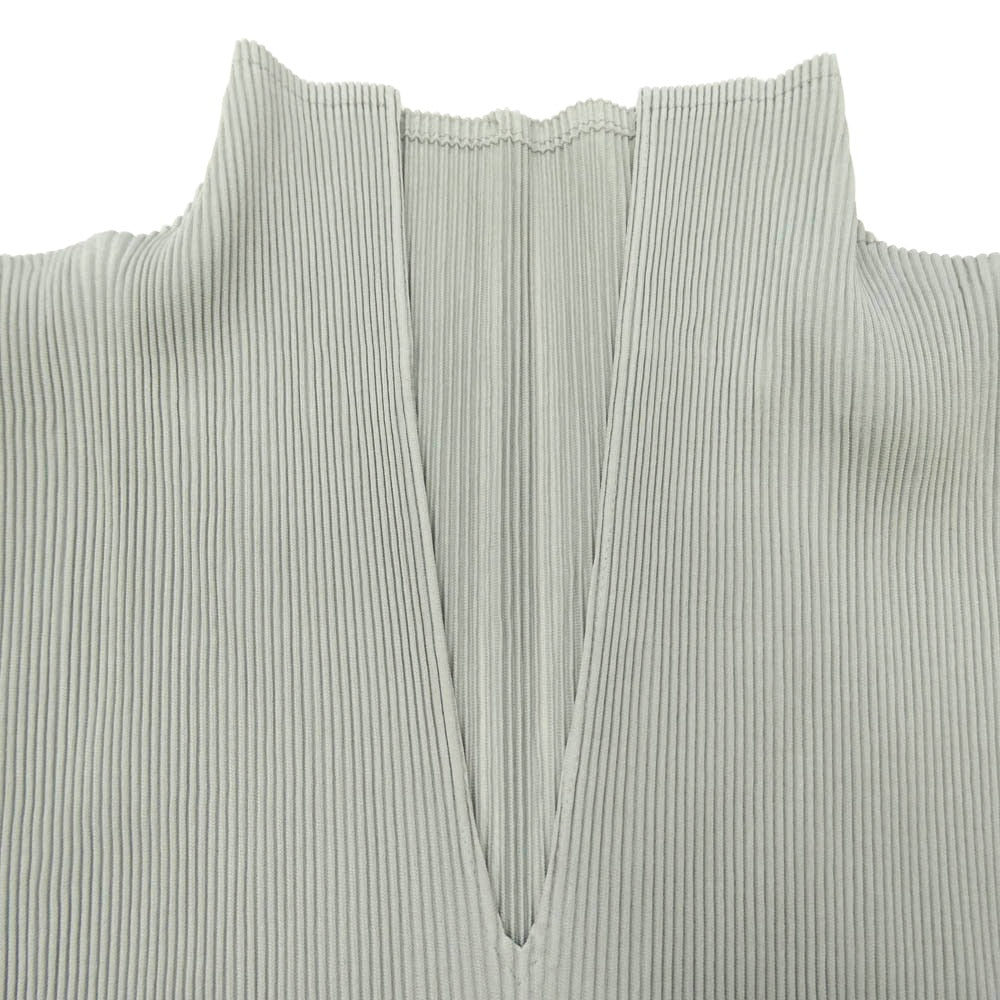 PLEATS PLEASE プリーツプリーズ イッセイミヤケ PP13-FT264 プリーツ加工 細プリーツ ボトルネック スキッパー ノースリーブ カットソー ライトグリーン系 FREE【中古】