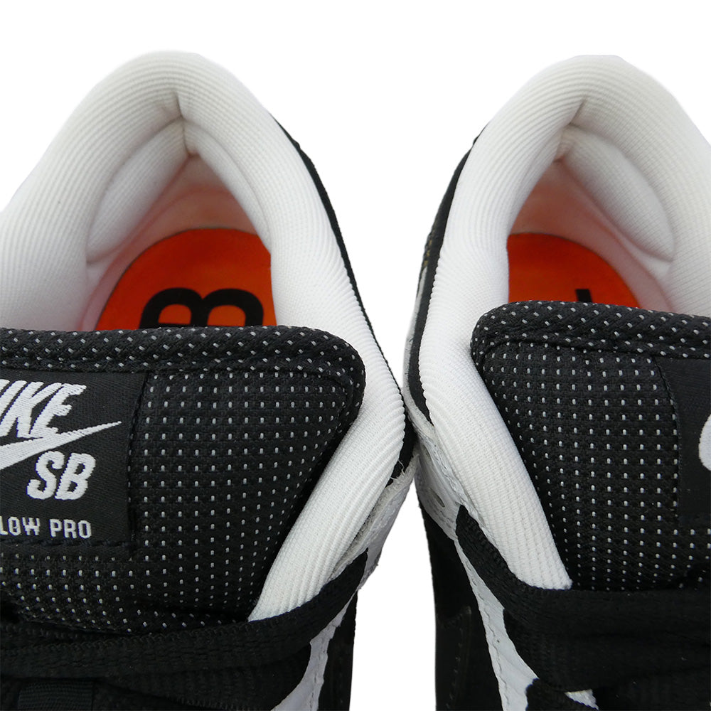 NIKE ナイキ FD2629-100 × TIGHTBOOTH タイトブース SB Dunk Low Pro QS Black and White ナイキ SB ダンク ロー プロ QS ローカットスニーカー ブラック系 ホワイト系 27cm【中古】