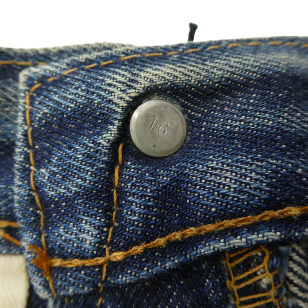 Levi's リーバイス 501 VINTAGE ヴィンテージ 60s 501 BIG E 初期 ボタン裏刻印16 Vステッチ 両面不均等V デニム パンツ インディゴブルー系 実寸W29【中古】