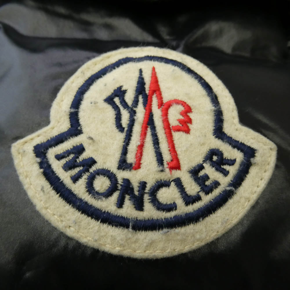 MONCLER モンクレール 41303 国内正規品 K2 DOWN JACKET シャイニー ナイロン ダウン ジャケット ブラック系 1【中古】