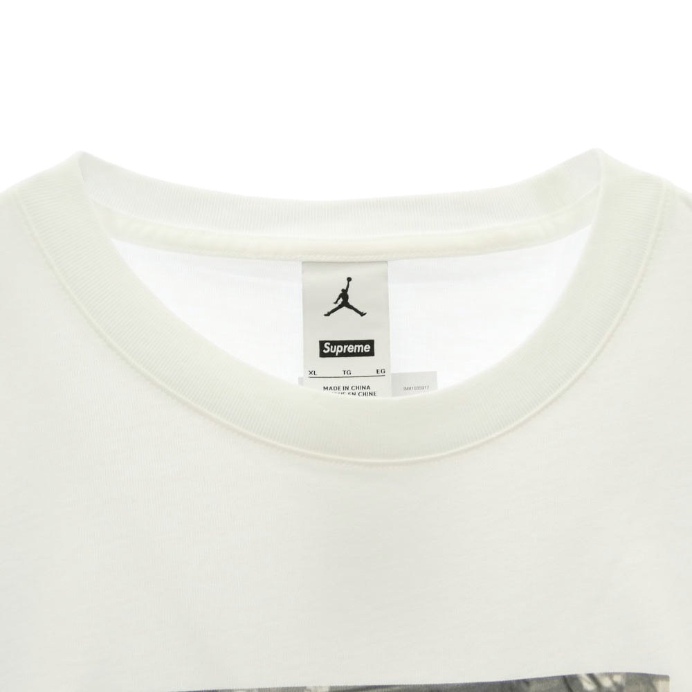 Supreme シュプリーム NIKE AIR JORDAN ナイキ ジョーダン 24AW HJ8385-010 x Jordan ジョーダン Biggie S/S Top The Notorious B.I.G ビギー プリント 半袖 Tシャツ ホワイト系 XL【新古品】【未使用】【中古】
