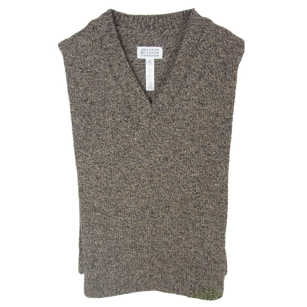 MAISON MARGIELA メゾンマルジェラ 24SS S50TH0064 タバード ニット ベスト Vネック アルパカ混 四つタグ 10ライン 1ライン ダークブラウン系【中古】 MAISON MARGIELA メゾンマルジェラ 24SS S50TH0064 タバード ニット