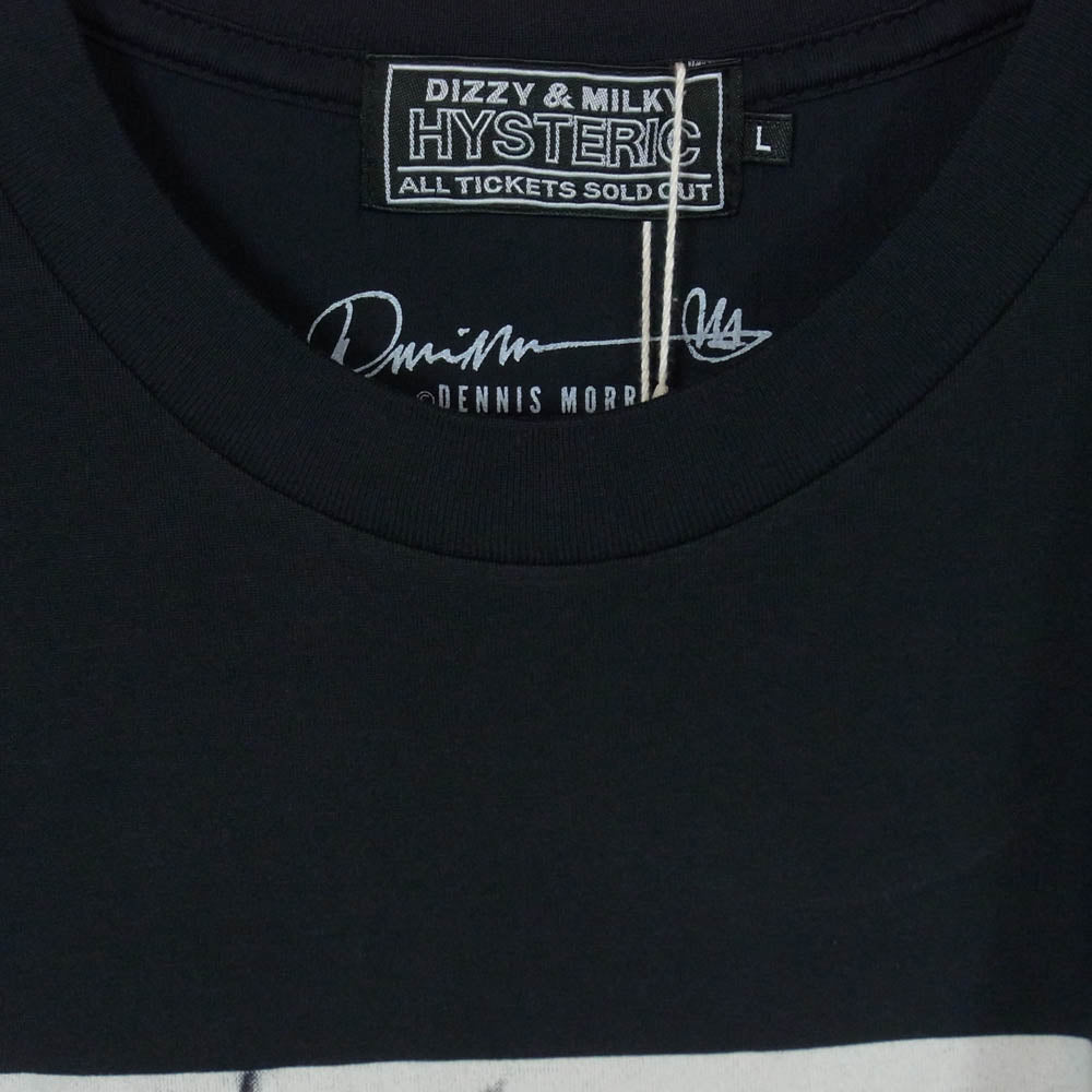HYSTERIC GLAMOUR ヒステリックグラマー 26SS 02261CT36 DENNIS MORRIS/SID STOCKHOLM 1977 デニス・モリス グラフィック プリント Tシャツ ブラック系 L【極上美品】【中古】