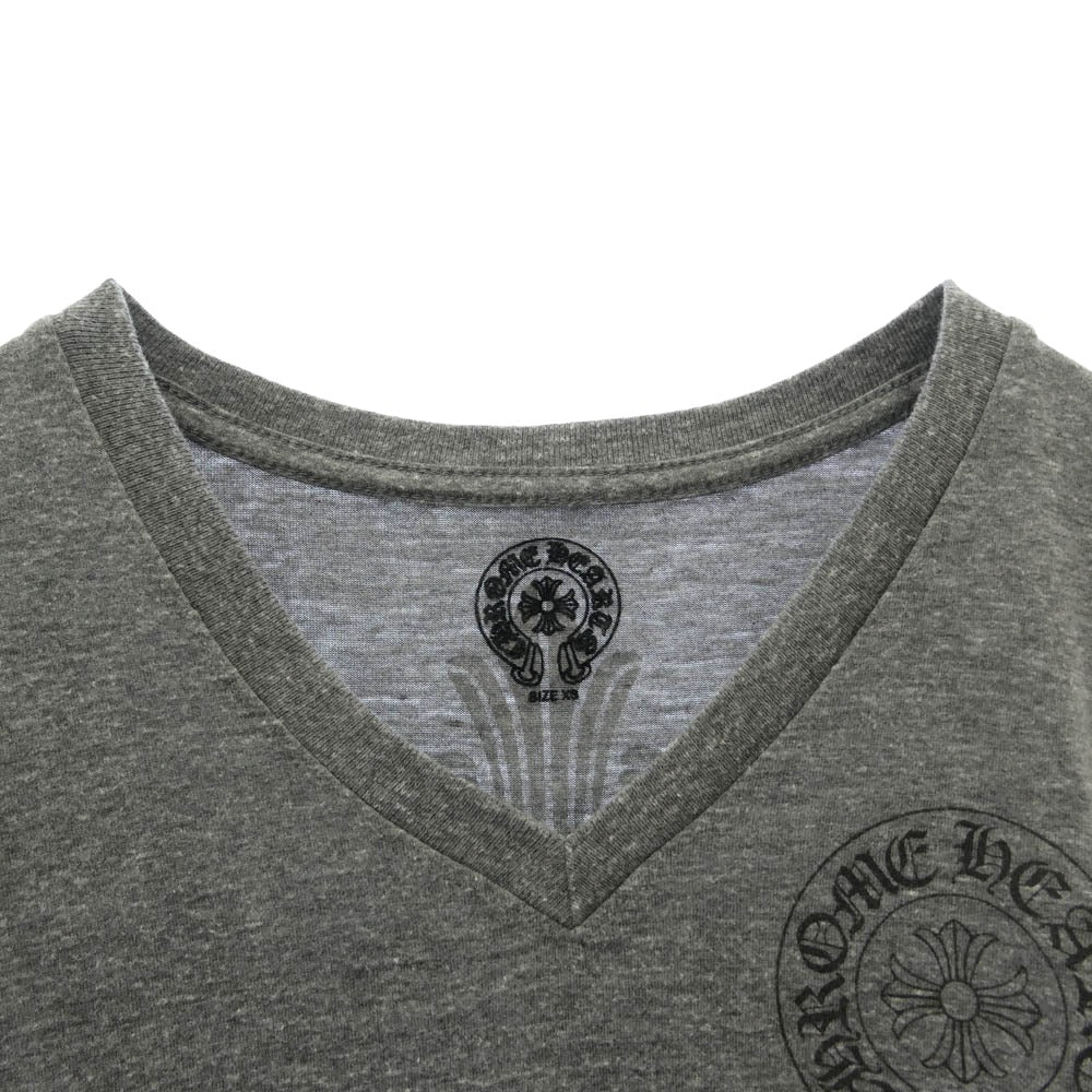CHROME HEARTS クロムハーツ（原本無） Horseshoe Back S/S TEE ホースシュー フローラルクロス バックプリント メランジ Vネック 半袖Tシャツ カットソー グレー系 XS【中古】