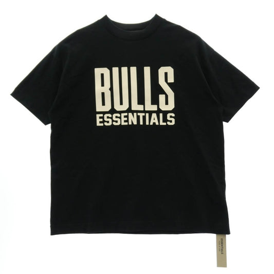 FEAR OF GOD フィアオブゴッド ESSENTIALS エッセンシャルズ NBA Bulls Tee シカゴ ブルズ プリント クルーネック 半袖 Tシャツ ブラック系 S【中古】