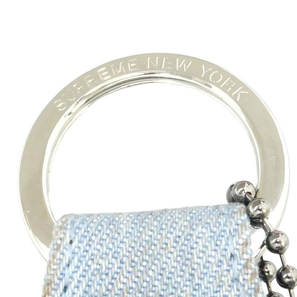 Supreme シュプリーム 23SS × HTC Hollywood Trading Company Studded Keychain スタッズ デニム キーチェーン ライトブルー系 シルバー系 2.5×7.6cm【中古】