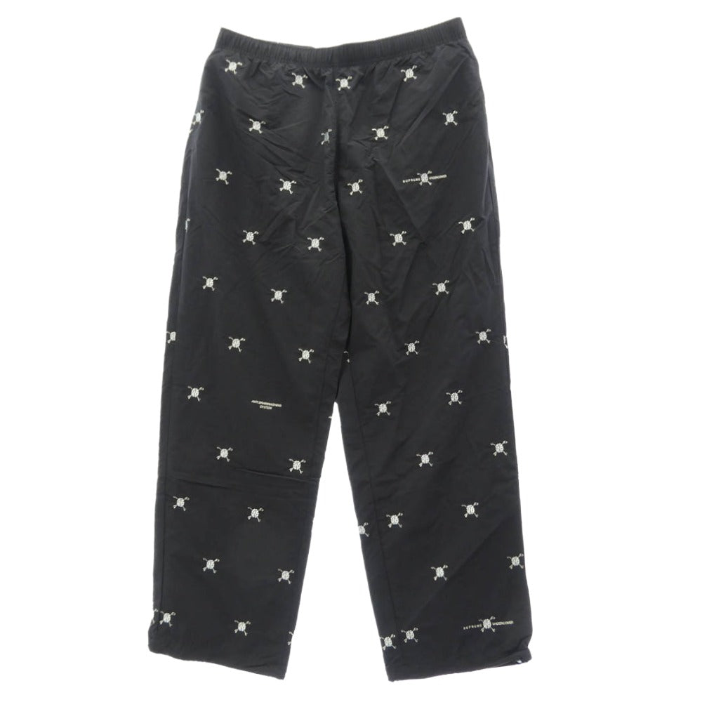 Supreme シュプリーム UNDERCOVER アンダーカバー 23SS × UNDERCOVER アンダーカバー Track pants 刺繍 総柄 トラックパンツ ブラック ブラック系 L【美品】【中古】