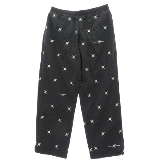 Supreme シュプリーム UNDERCOVER アンダーカバー 23SS × UNDERCOVER アンダーカバー Track pants 刺繍 総柄 トラックパンツ ブラック ブラック系 L【美品】【中古】