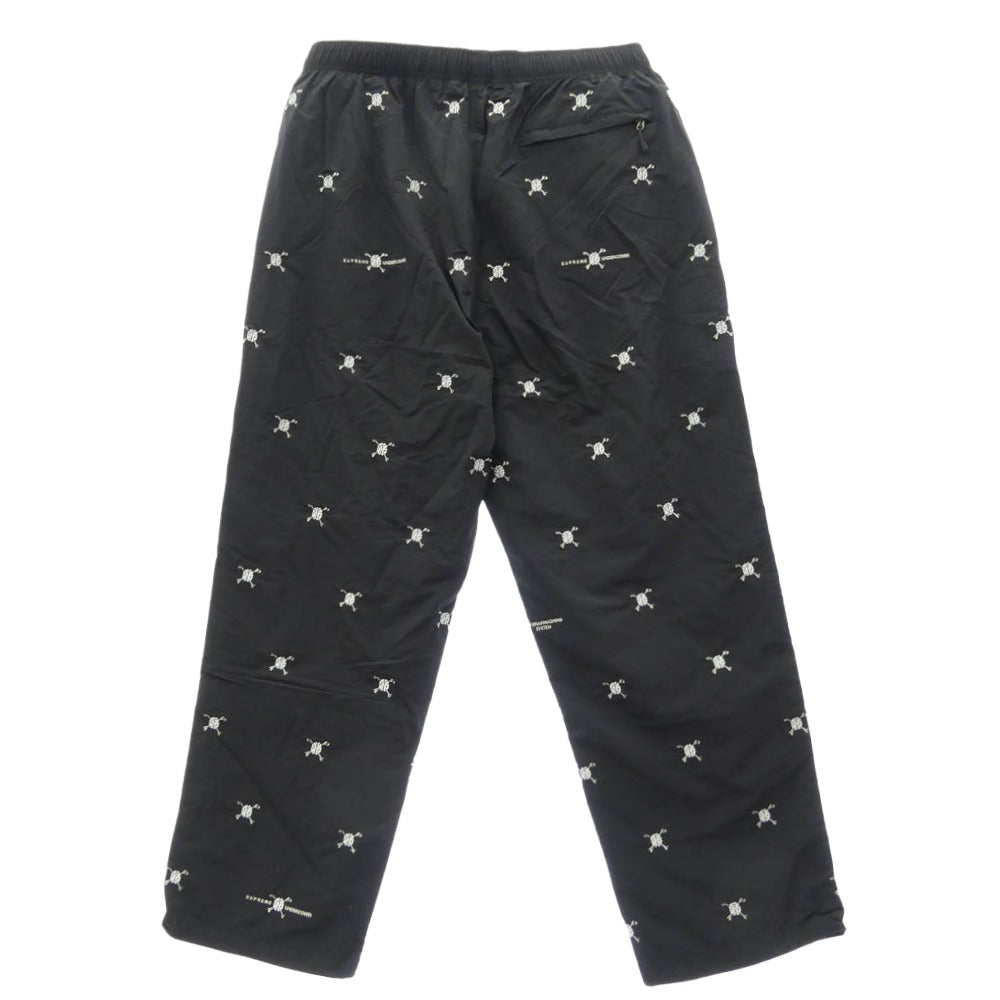 Supreme シュプリーム UNDERCOVER アンダーカバー 23SS × UNDERCOVER アンダーカバー Track pants 刺繍 総柄 トラックパンツ ブラック ブラック系 L【美品】【中古】