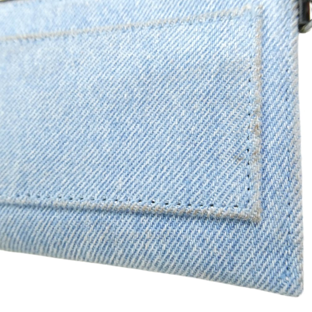 Supreme シュプリーム 23SS × HTC Hollywood Trading Company Studded Wallet ハリウッド トレーディング カンパニー スタッディド スタッズ ウォレット デニム 財布 ライトブルー系 レッド系【中古】