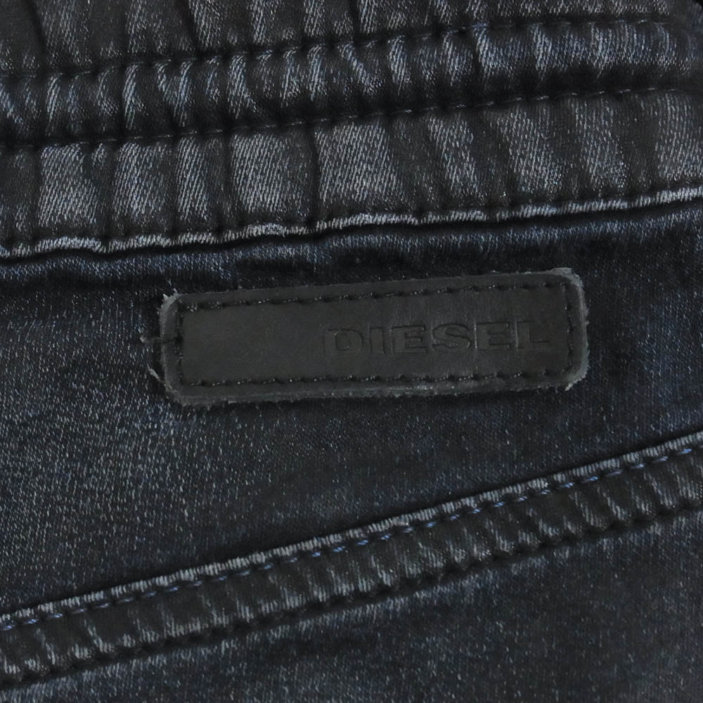 DIESEL ディーゼル KRAILEY Ne Sb ストレッチ コーティング加工 ジーンズ デニムパンツ ブラック系 W23【中古】