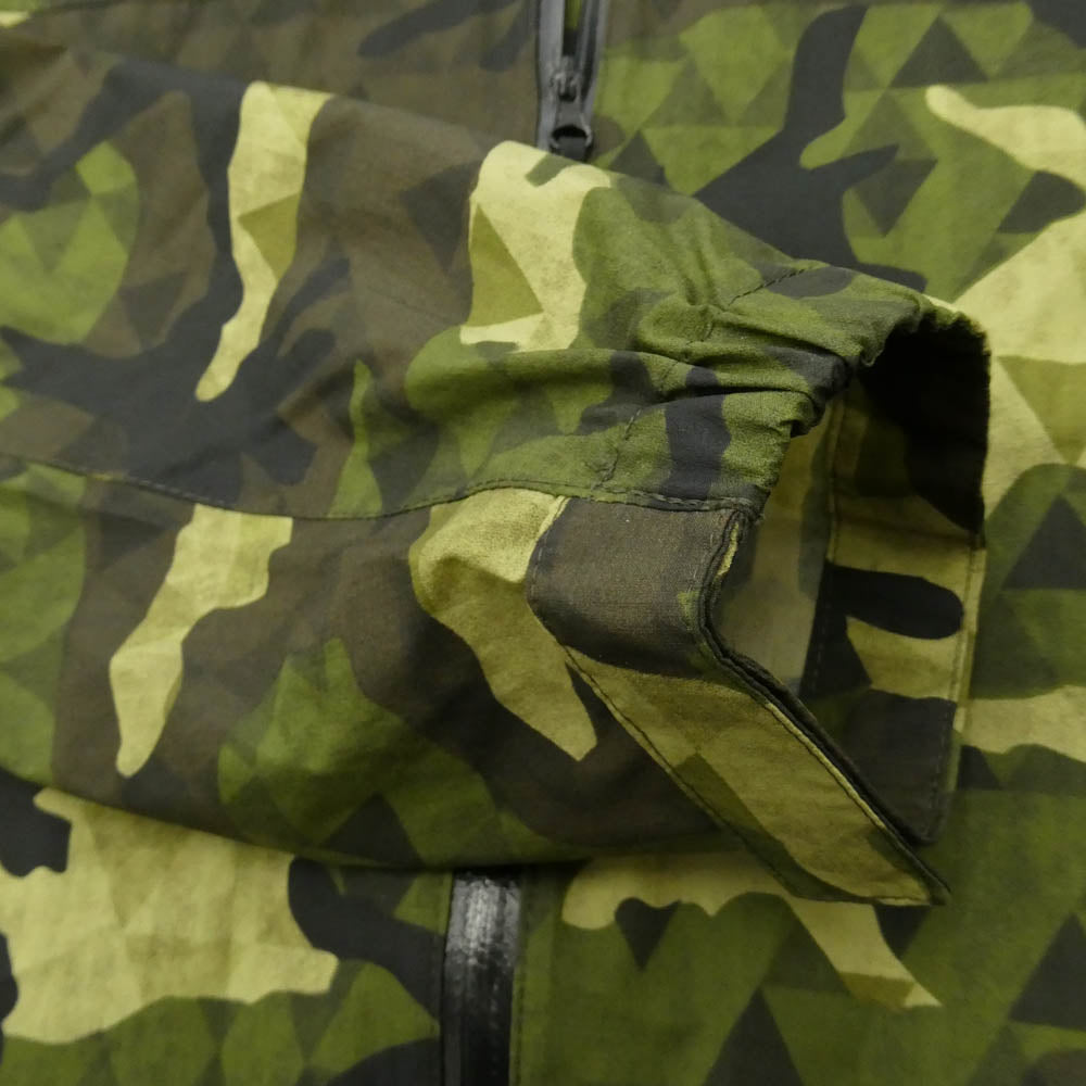 THE NORTH FACE ノースフェイス NP61515 Novelty Venture Jacket ノベルティ ベンチャー ナイロン カモフラ ジャケット モスグリーン系 L【中古】