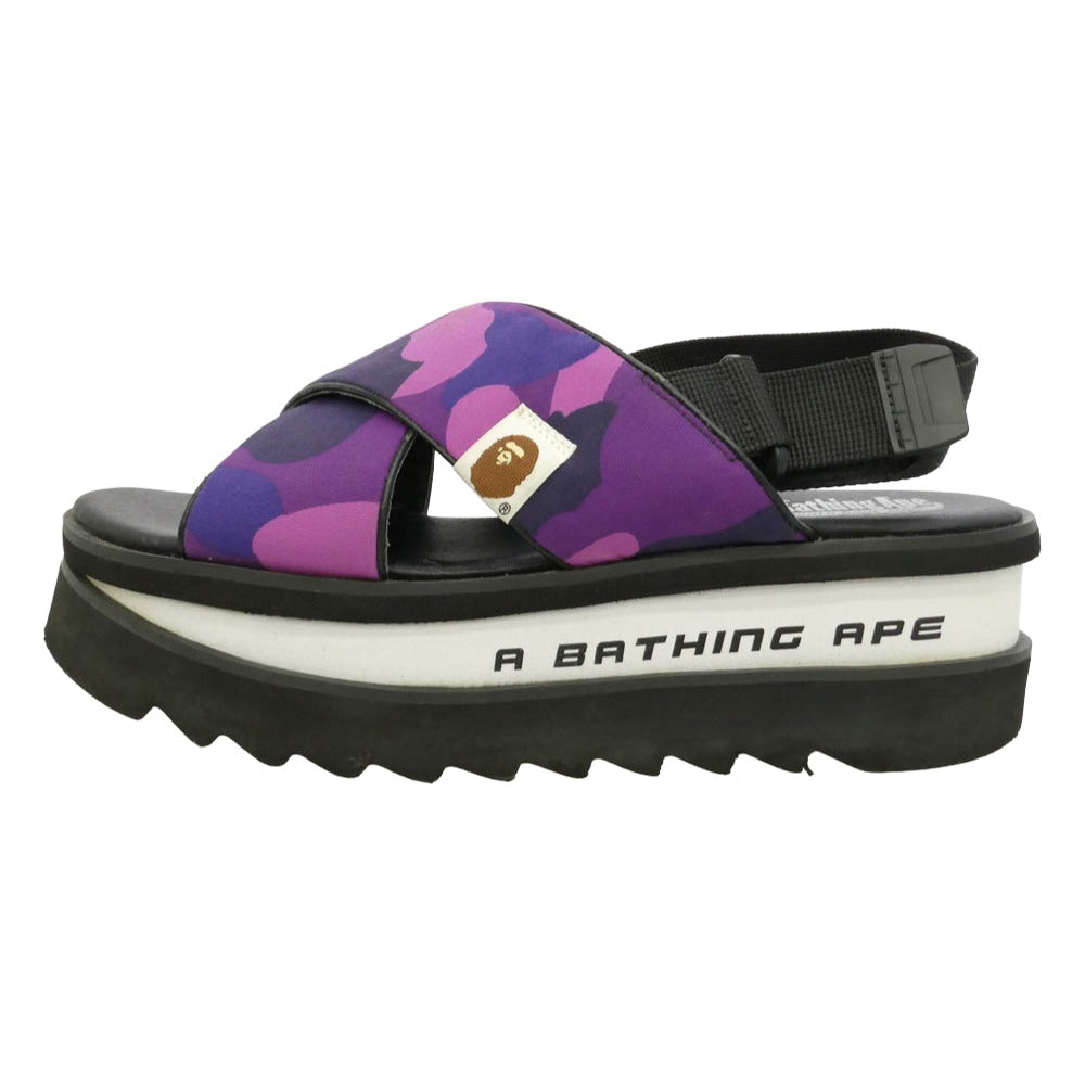 A BATHING APE アベイシングエイプ COLOR CAMO PLATFORM SANDALS カラーカモ プラットフォーム 厚底 シャークソール ストラップ サンダル パープル系 不明【中古】