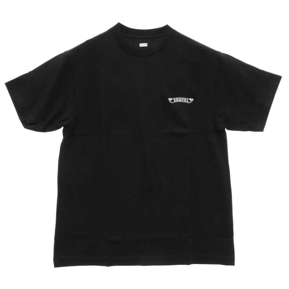 SEQUEL シークエル 24AW SQ-24AW-ST-10 T-SHIRT ロゴ プリント Tシャツ ブラック系 M【新古品】【未使用】【中古】