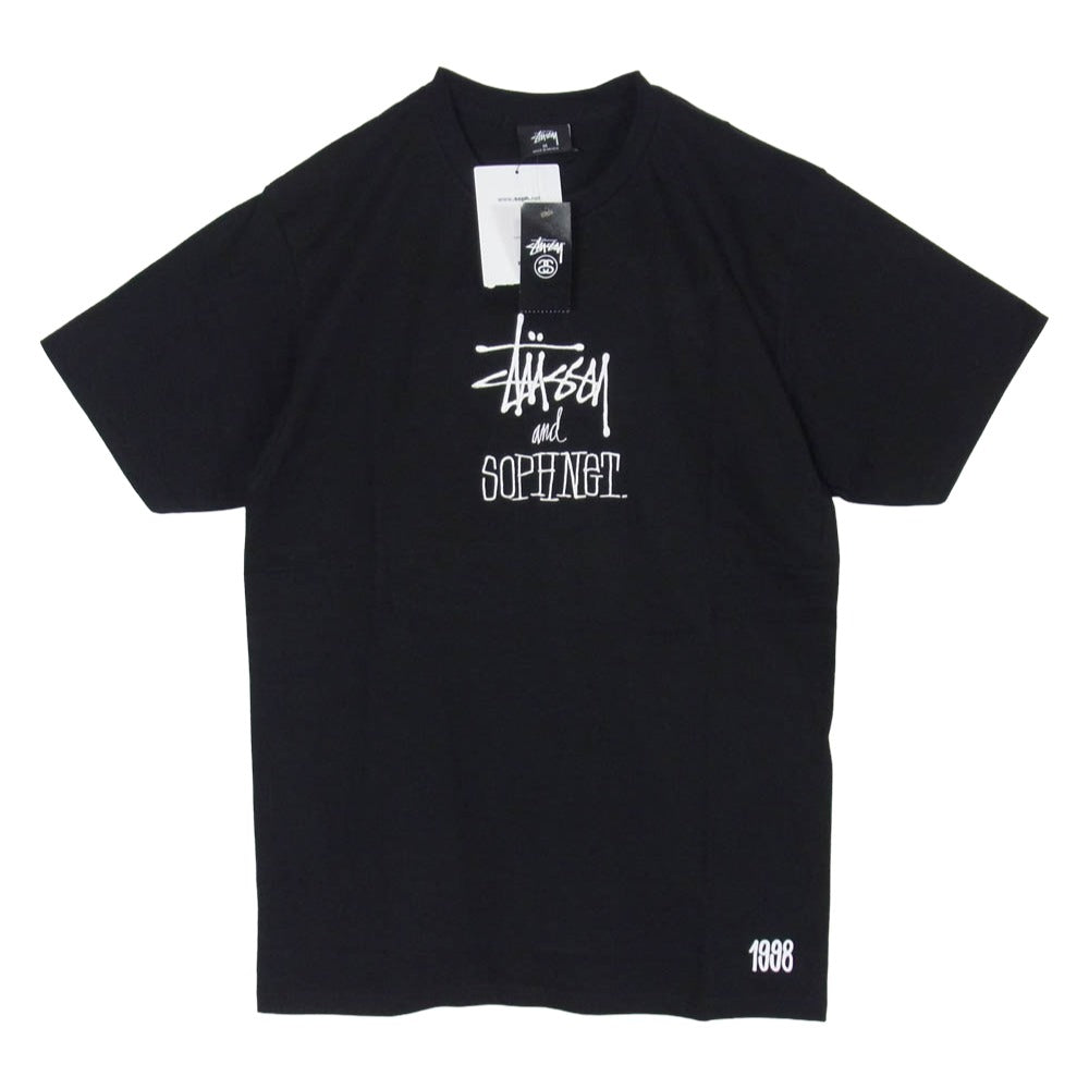 STUSSY ステューシー SOPHNET. ソフネット 3902839 x sophnet 35周年記念コラボ Embroidery Tee フロント ロゴ 刺繍 Ｔシャツ ソフネット 半袖カットソー ブラック系 M【新古品】【未使用】【中古】