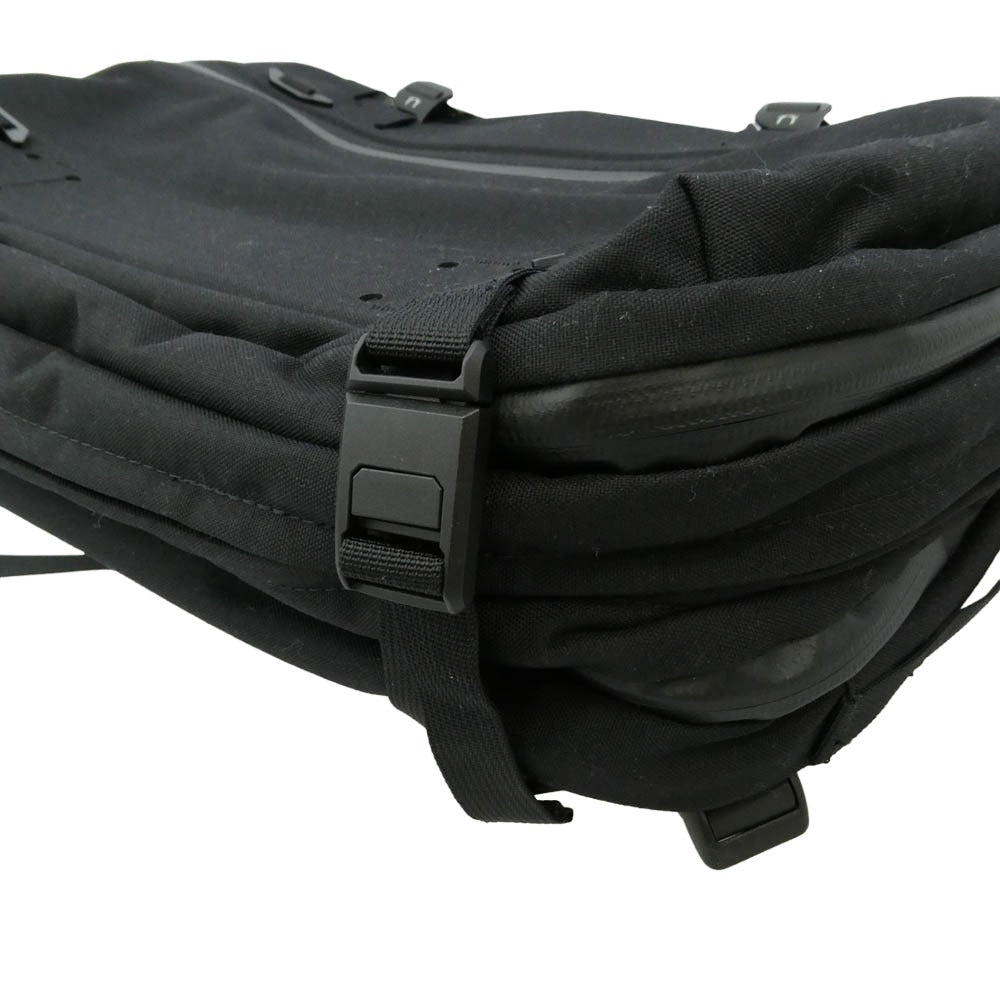 ブラックエンバー 7220221 FORGE フォージ 30L 3WAY バッグ ブリーフ リュック ハンドバッグ ショルダーバッグ ブラック系【美品】【中古】
