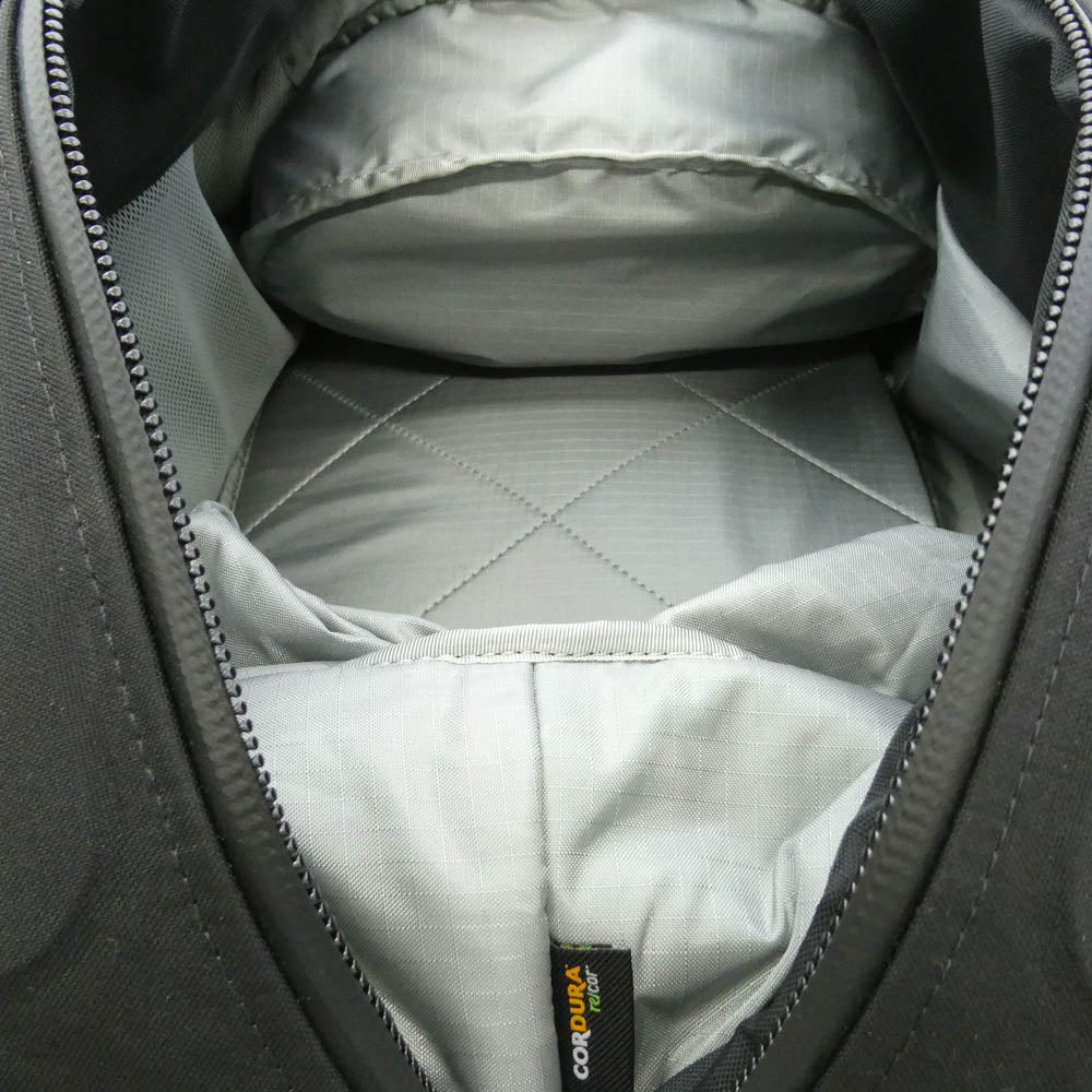 ブラックエンバー 7223001 DEX 30 ボストンバッグ リュック 30L ブラック系【中古】