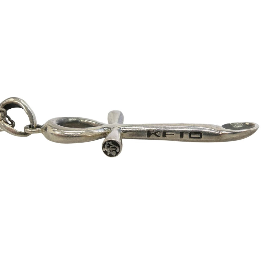 ケト クロス モチーフ ペンダントトップ ネックレス シルバー系【中古】