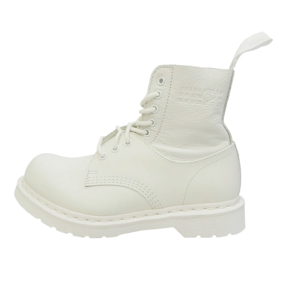 MAISON MARGIELA メゾンマルジェラ Dr.Martens ドクターマーチン SH3WU0013 MM6 エムエムシックス x DR MARTENS ドクターマーチン NO STEEL TOE ノースチールトゥー ブーツ ホワイト系 39【新古品】【未使用】【中古】