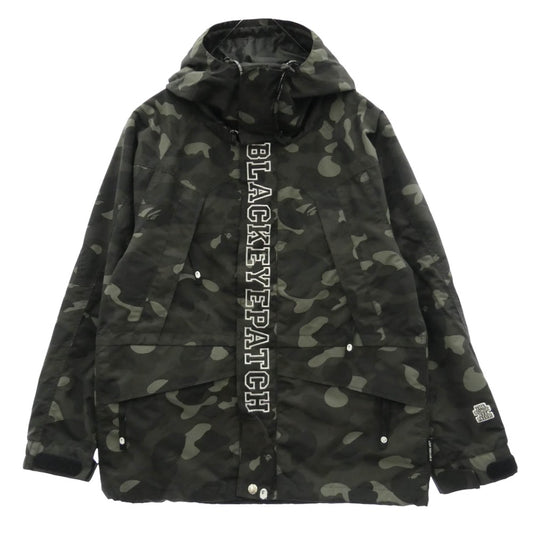 A BATHING APE アベイシングエイプ X BLACK EYE PATCH COLOR CAMO SNOWBOARD JACKET ブラックアイパッチ カモ柄 スノーボードジャケット マウンテン ジャケット ダークグレー系 M【中古】