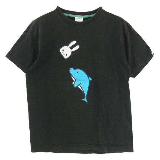 キューン うさぎとイルカ プリント クルーネック 半袖 Tシャツ ブラック系 M【中古】