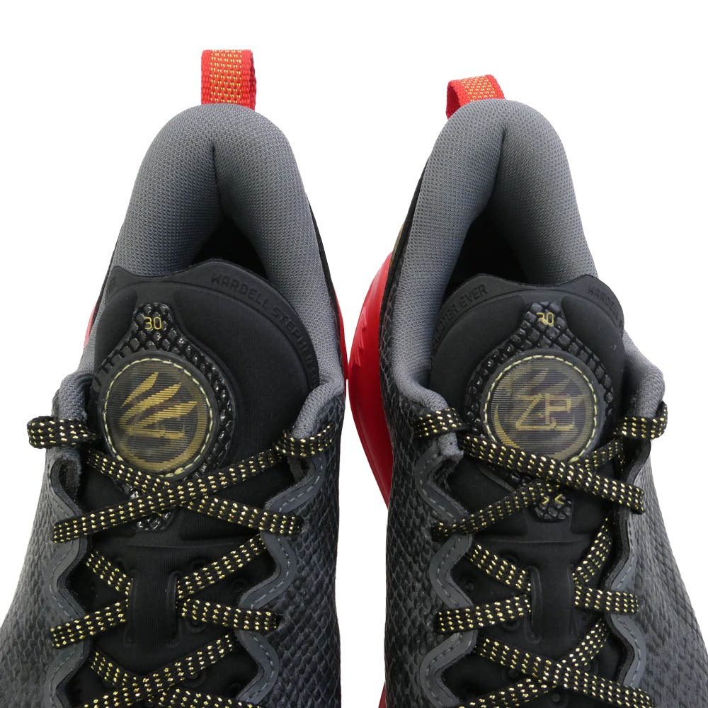アンダーアーマー 6004077-001 Curry 12 Year of the Snake カリー 12 イヤーオブザスネーク スニーカー ブラック系 レッド系 28cm【極上美品】【中古】