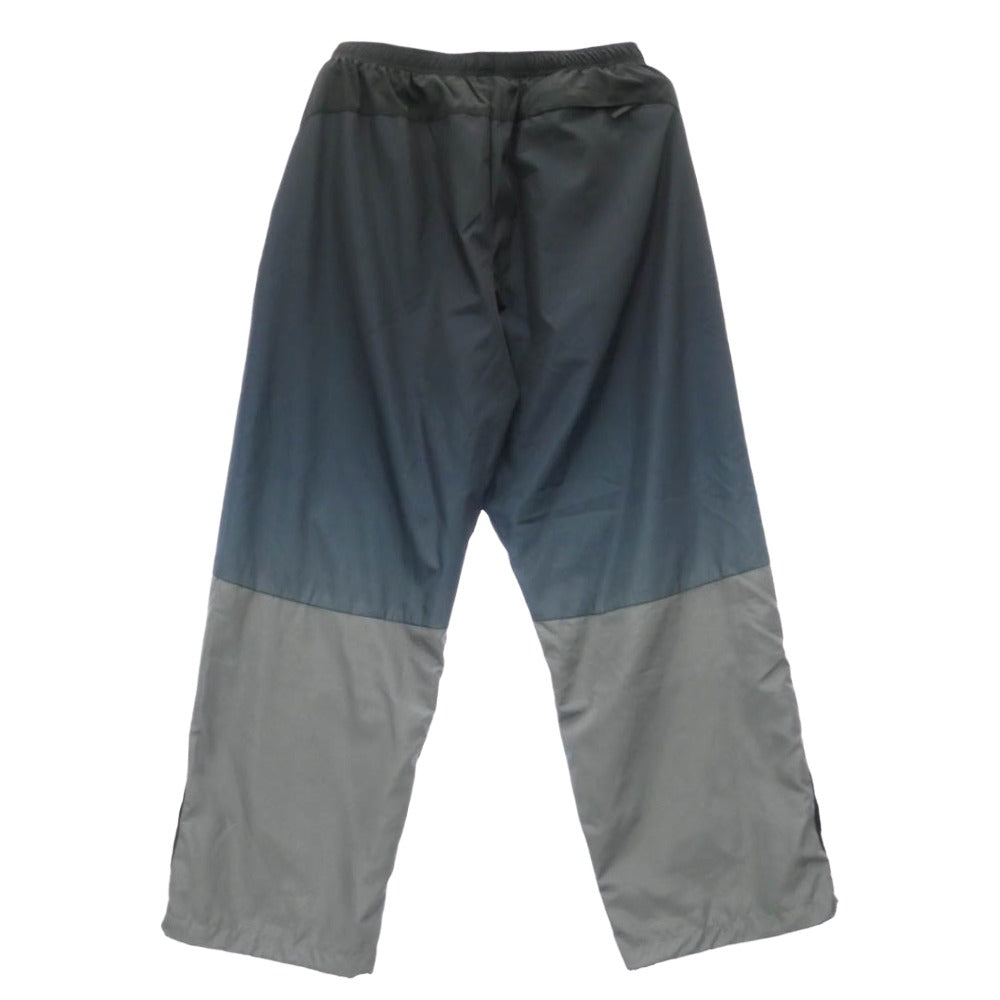 Supreme シュプリーム 25AW Umbro アンブロ Gradient Track Pant グラデーション ナイロン トラック パンツ ブラック系 XL【中古】