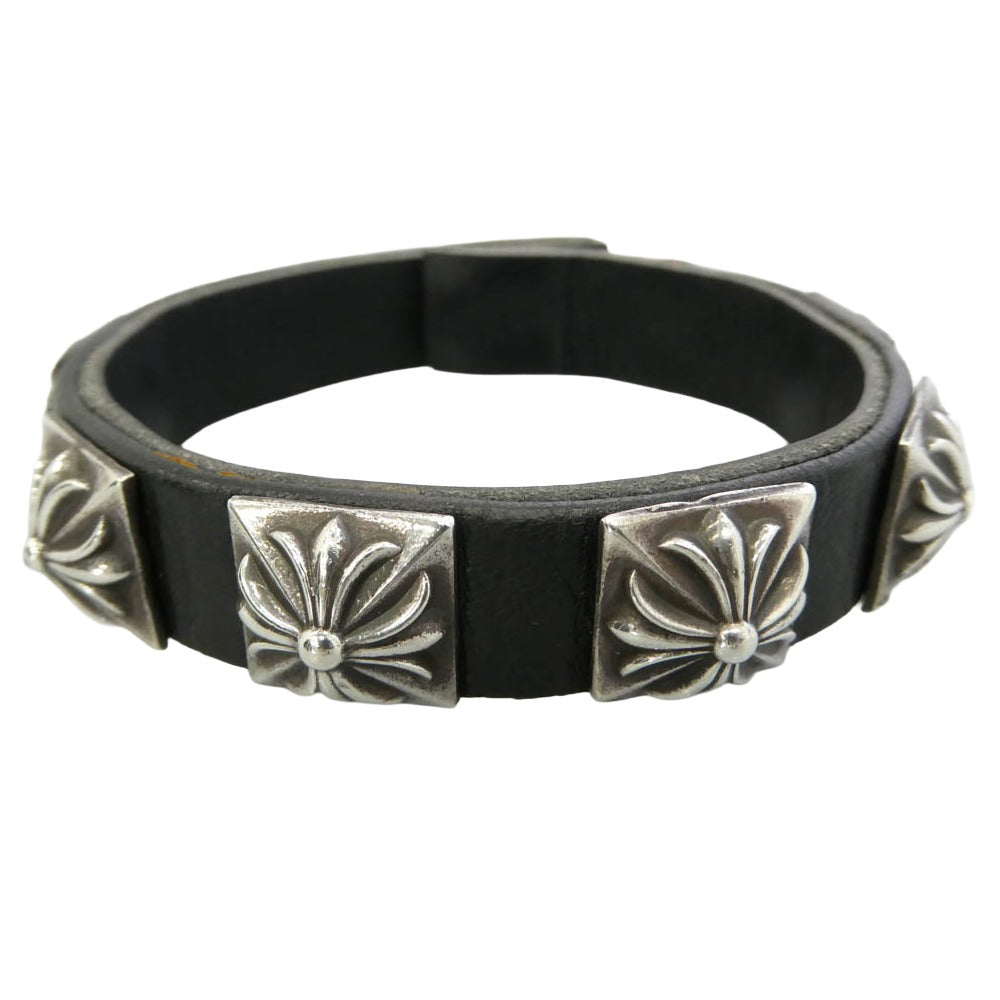 CHROME HEARTS クロムハーツ（原本無） Zero Pyramid Studs 1BTN 2SNP Leather Bracelet ゼロピラミッド スタッズ 1ボタン 2スナップ レザー ブレスレット ブラック系 シルバー系【中古】