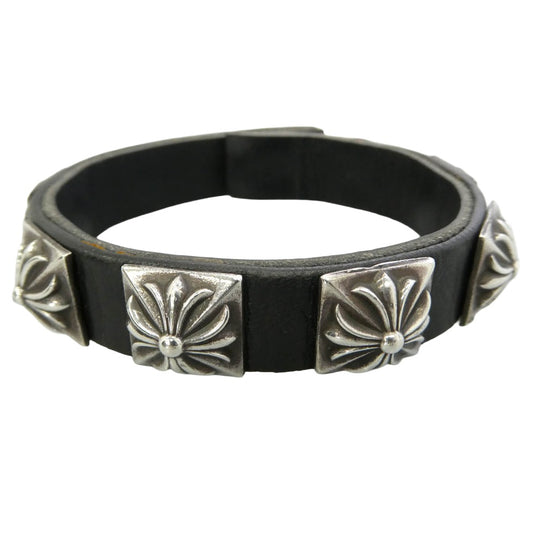 CHROME HEARTS クロムハーツ（原本無） Zero Pyramid Studs 1BTN 2SNP Leather Bracelet ゼロピラミッド スタッズ 1ボタン 2スナップ レザー ブレスレット ブラック系 シルバー系【中古】