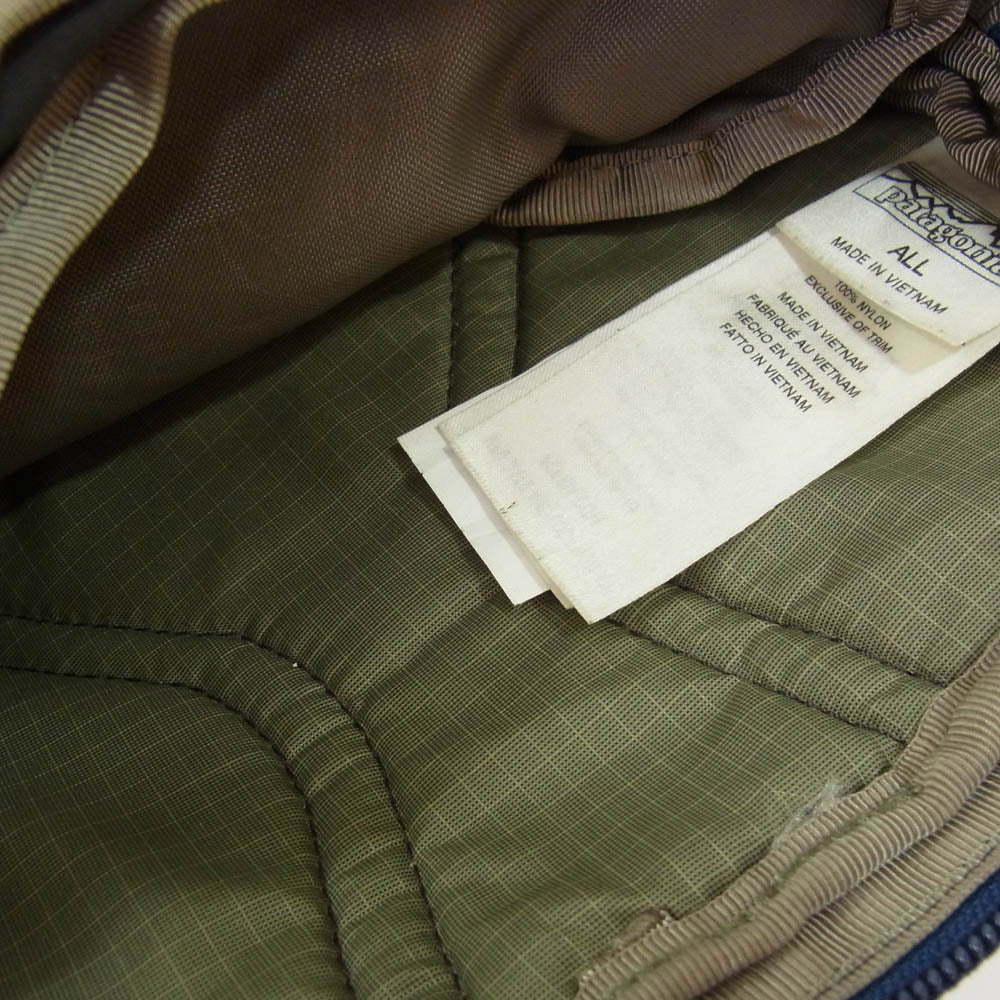patagonia パタゴニア 19AW 49447 19年製 ULTRALIGHT BLACK HOLE MINI HIP PACK ウルトラライト ブラックホール ミニヒップバッグ ボディバッグ カーキ系【中古】