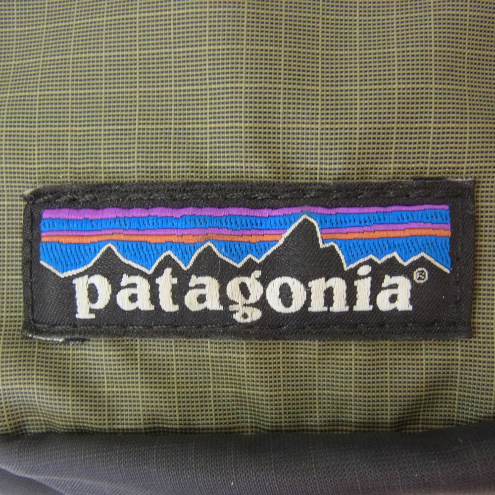 patagonia パタゴニア 19AW 49447 19年製 ULTRALIGHT BLACK HOLE MINI HIP PACK ウルトラライト ブラックホール ミニヒップバッグ ボディバッグ カーキ系【中古】