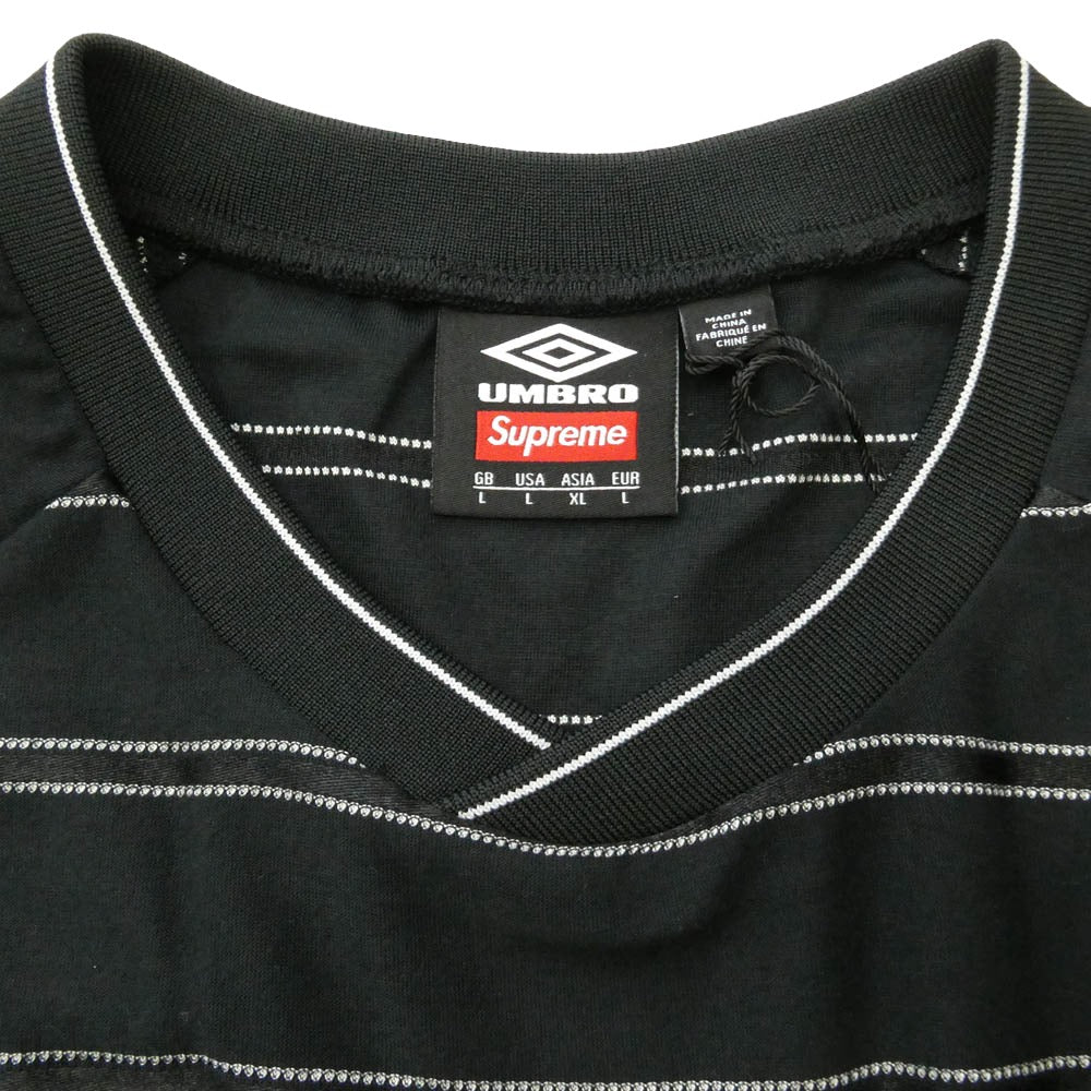 Supreme シュプリーム 25SS × Umbro Stripe Soccer Jersey アンブロ ストライプ サッカー ジャージ ロゴ Tシャツ ブラック系 XL【新古品】【未使用】【中古】