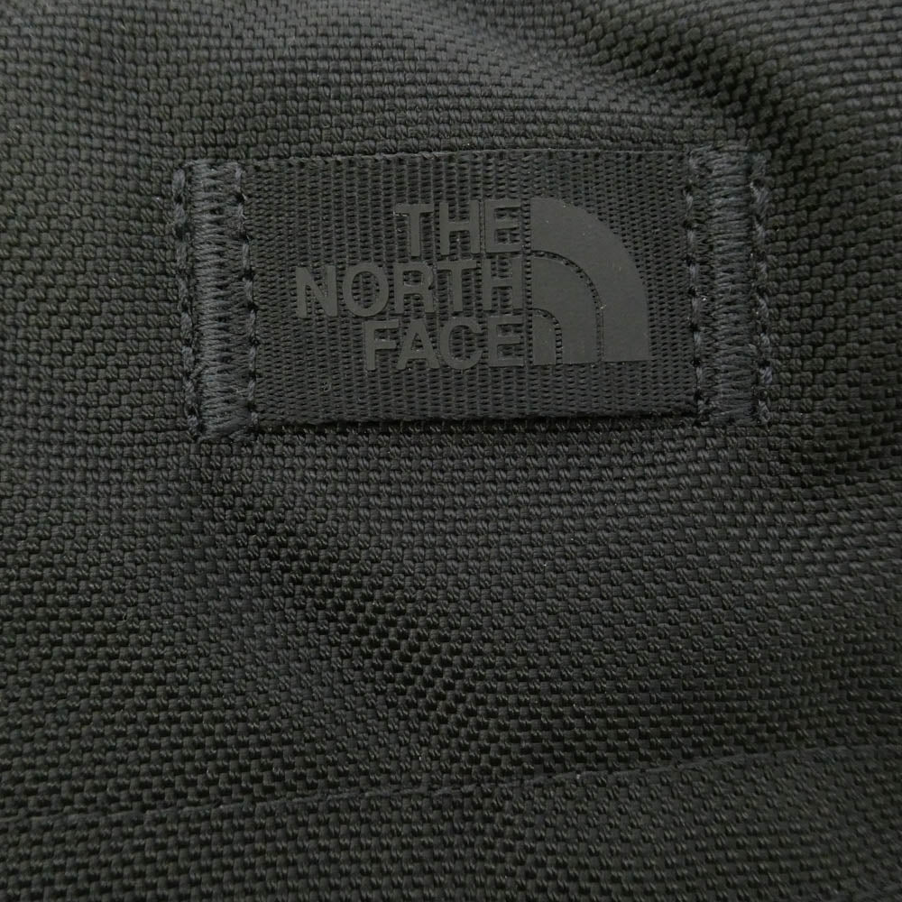 THE NORTH FACE ノースフェイス NM82411 METROSCAPE TOTE メトロスケープ トート バッグ 肩掛け ハンド バッグ ブラック系【中古】