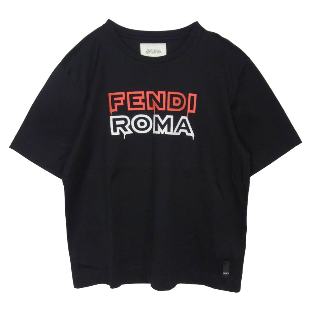 FENDI フェンディ MARC JACOBS マークジェイコブス FY0936 ANG6 x MARC JACOBS マークジェイコブス ROMA ローマ エンブロイダリー クルーネック 半袖 Tシャツ ブラック系 XL【中古】