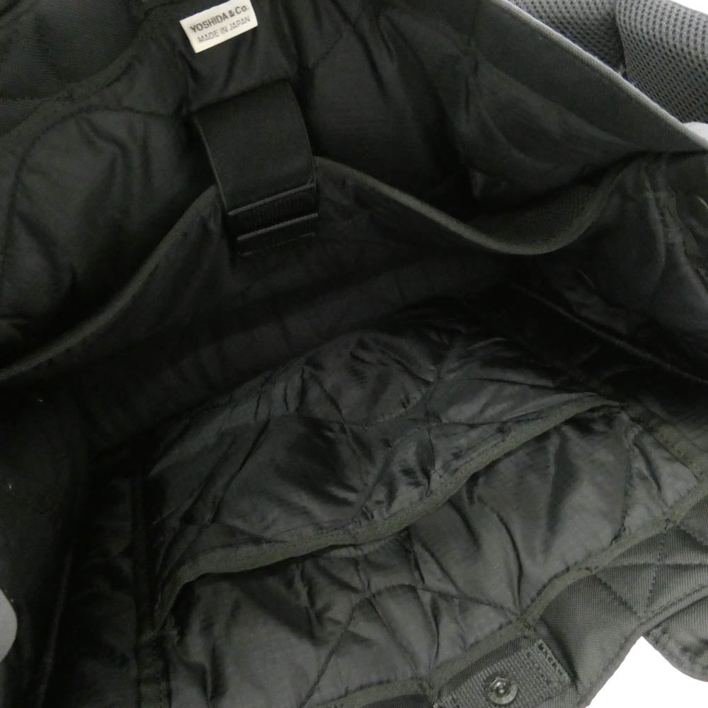 HYKE ハイク PORTER ポーター 386-19562 x PORTER ポーター 386-19562 HELMET TOTE BAG ヘルメット トートバック ブラック系【中古】
