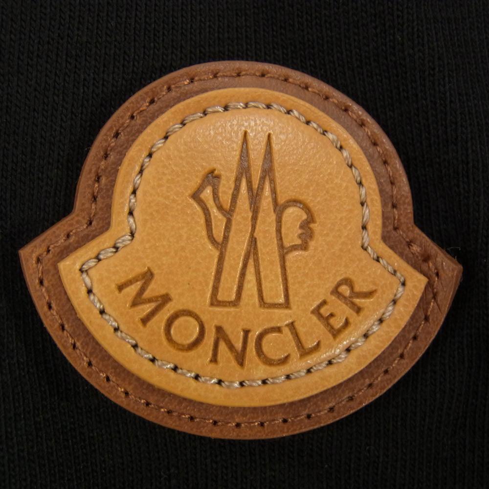 MONCLER モンクレール 23SS I20918C00051 8390T フロントロゴ レザー ワッペン クルーネック 半袖 Tシャツ ブラック系 L【美品】【中古】