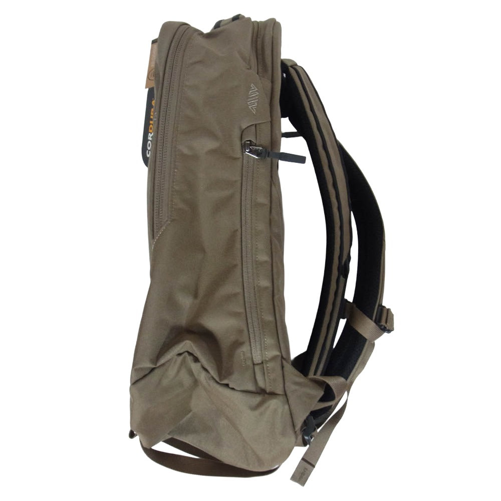 GREGORY グレゴリー OUTSET 24 アウトセット 24L バックパック デイパック リュック DESERT TAN【極上美品】【中古】