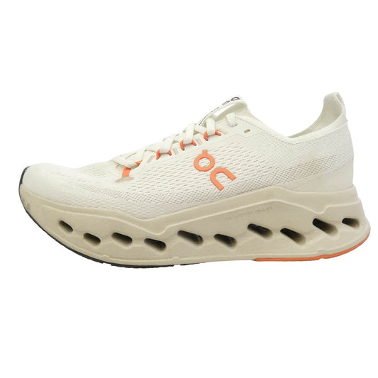ON オン 3MF30433297 Cloudsurfer Max Ivory Salmon クラウドサーファー マックス アイボリーサーモン ランニングシューズ ローカットスニーカー オフホワイト系 27.5cm【中古】