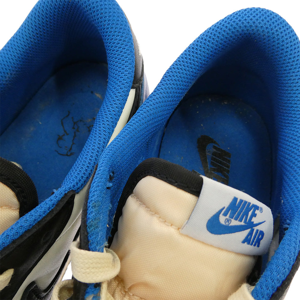 NIKE ナイキ FRAGMENT DESIGN フラグメントデザイン DM7866-140 【フェイクバスターズ鑑定済】× Travis Scottトラヴィススコット × fragment design フラグメントデザイン Air Jordan 1 Low OG SP Military Blue AJ1 エアジョーダン1 ロー ローカット スニーカー ホワイト系 ブラック系 ブルー系 27.5cm【中古】