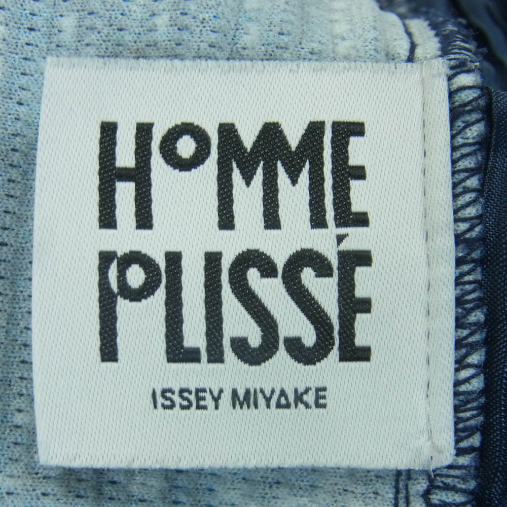 HOMME PLISSE ISSEY MIYAKE オム プリッセ イッセイミヤケ hp81jf144 総柄 プリーツ イージー ショーツ ショート パンツ ダークネイビー系 2【中古】