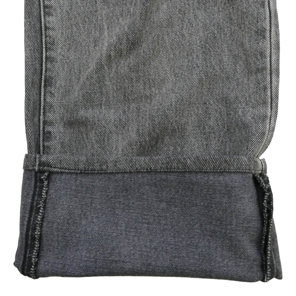 Supreme シュプリーム Regular Jean Washed Black ウォッシュド ブラック レギュラージーンズ バックポケット スターロゴ 刺繍 グレー系 30【中古】