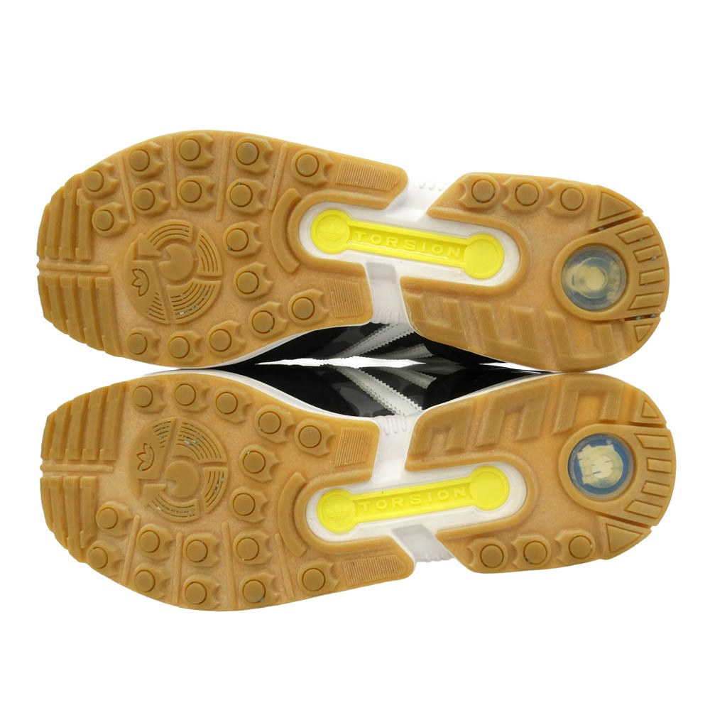 adidas アディダス A BATHING APE アベイシングエイプ UNDEFEATED アンディフィーテッド FY8852 × A BATHING APE × UNDEFEATED ZX8000 アベイシングエイプ アンディフィーテッド ZX8000 スニーカー ブラック系 27cm【中古】
