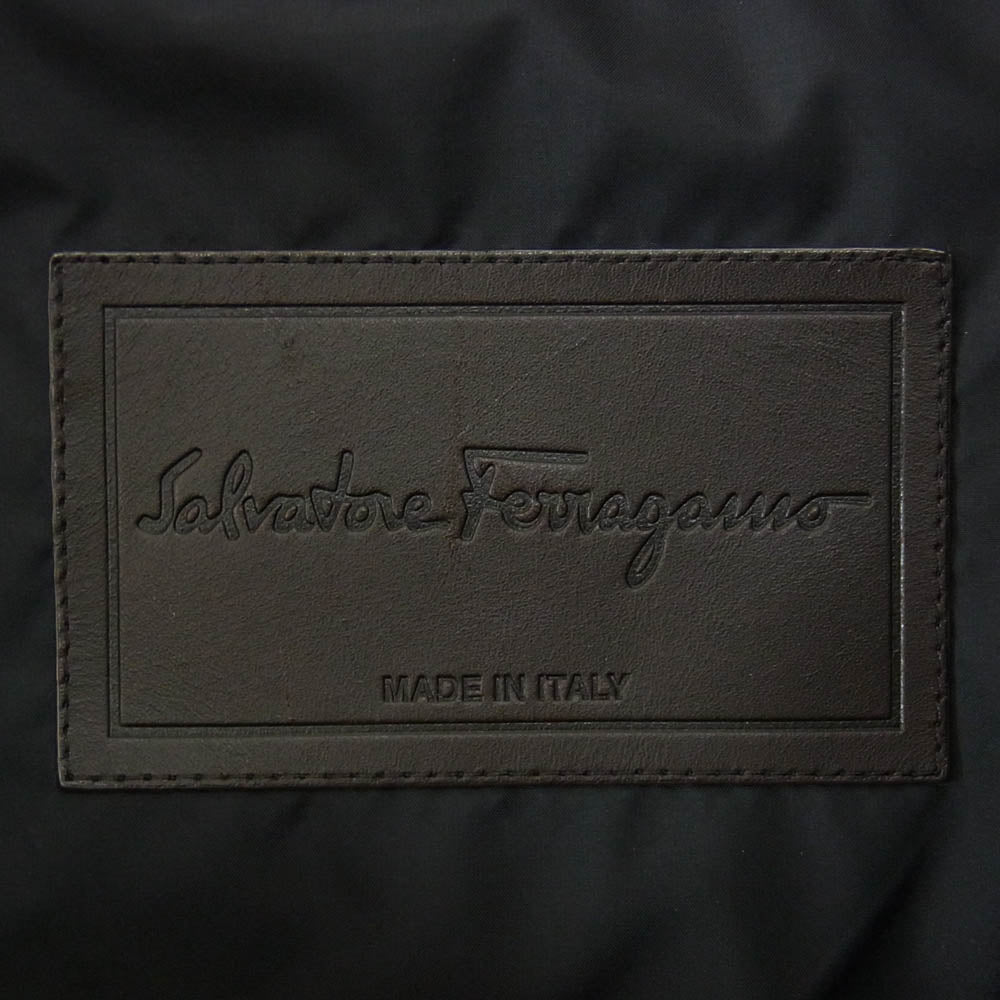 Salvatore Ferragamo サルヴァトーレフェラガモ キルティング スタンドカラー フィールド ジャケット ネイビー系 48【中古】