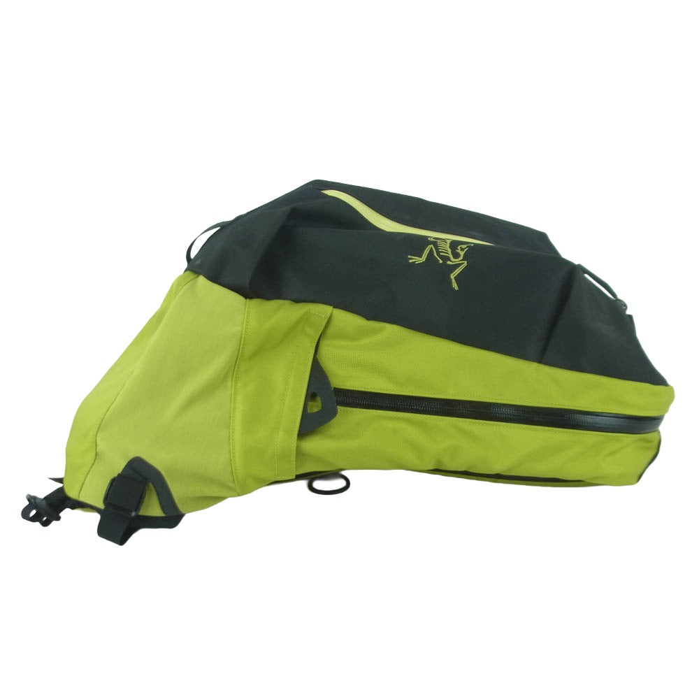 ARC'TERYX アークテリクス X000007489 23年製 ARRO 16 BACKPACK アロー バックパック バッグ リュック ブラック系 イエロー系【中古】