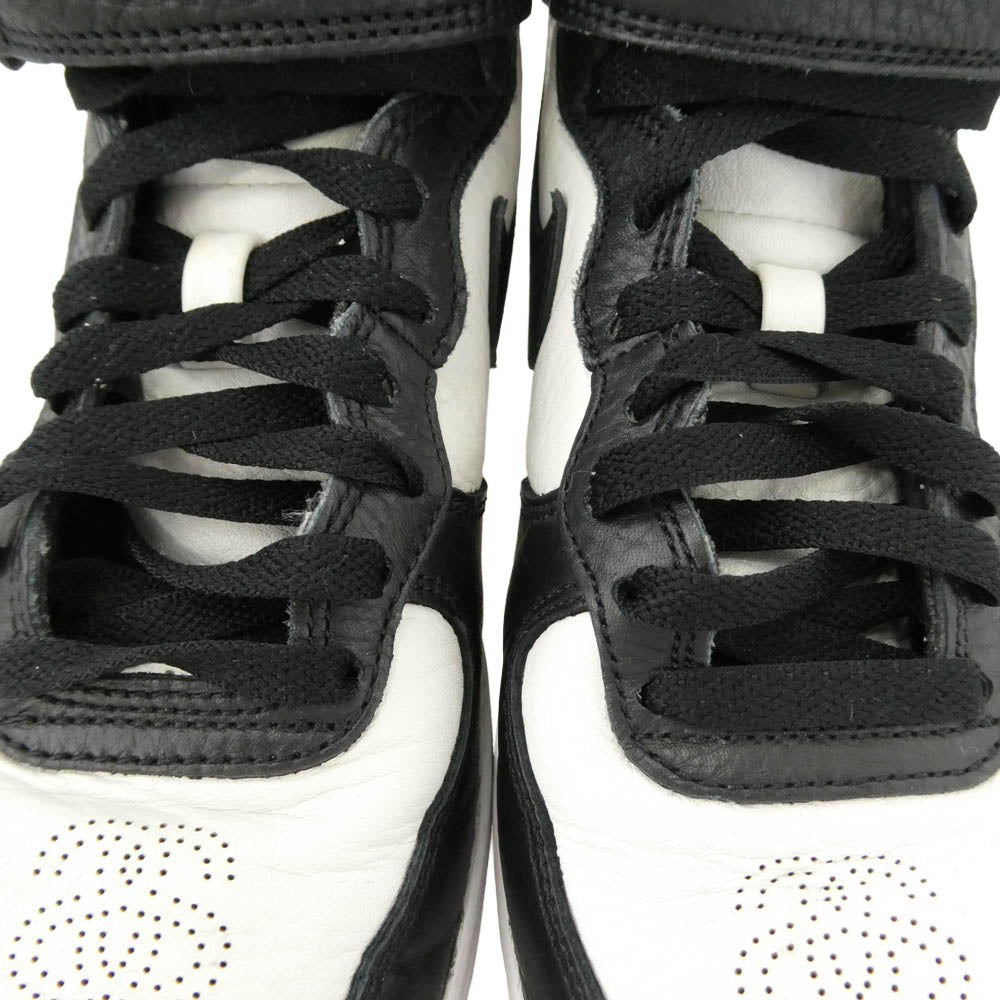 NIKE ナイキ STUSSY ステューシー 22SS DJ7840-002 × STUSSY Air Force 1 Mid Black and Light Bone ステューシー エアフォースミッド ブラック アンド ライトボーン スニーカー ブラック系 ホワイト系 24cm【中古】