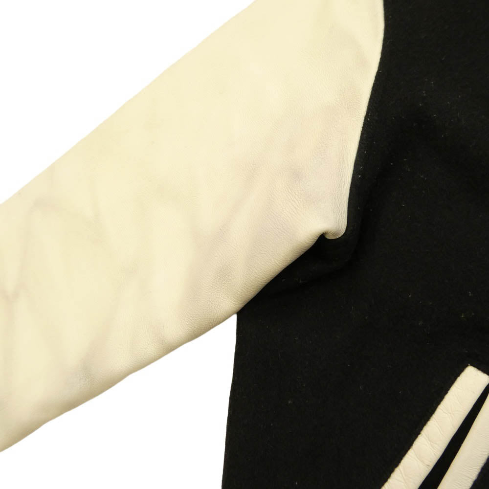 A BATHING APE アベイシングエイプ STUSSY ステューシー 001HJ0731927X × STUSSY VARSITY JACKET ステューシー バック 刺繍 バーシティ ジャケット 袖 レザー ウール スタジャン ブラック系 オフホワイト系 M【中古】