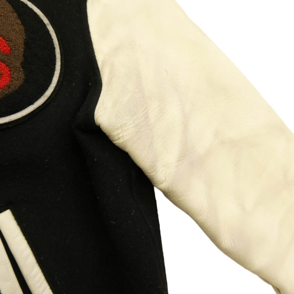 A BATHING APE アベイシングエイプ STUSSY ステューシー 001HJ0731927X × STUSSY VARSITY JACKET ステューシー バック 刺繍 バーシティ ジャケット 袖 レザー ウール スタジャン ブラック系 オフホワイト系 M【中古】