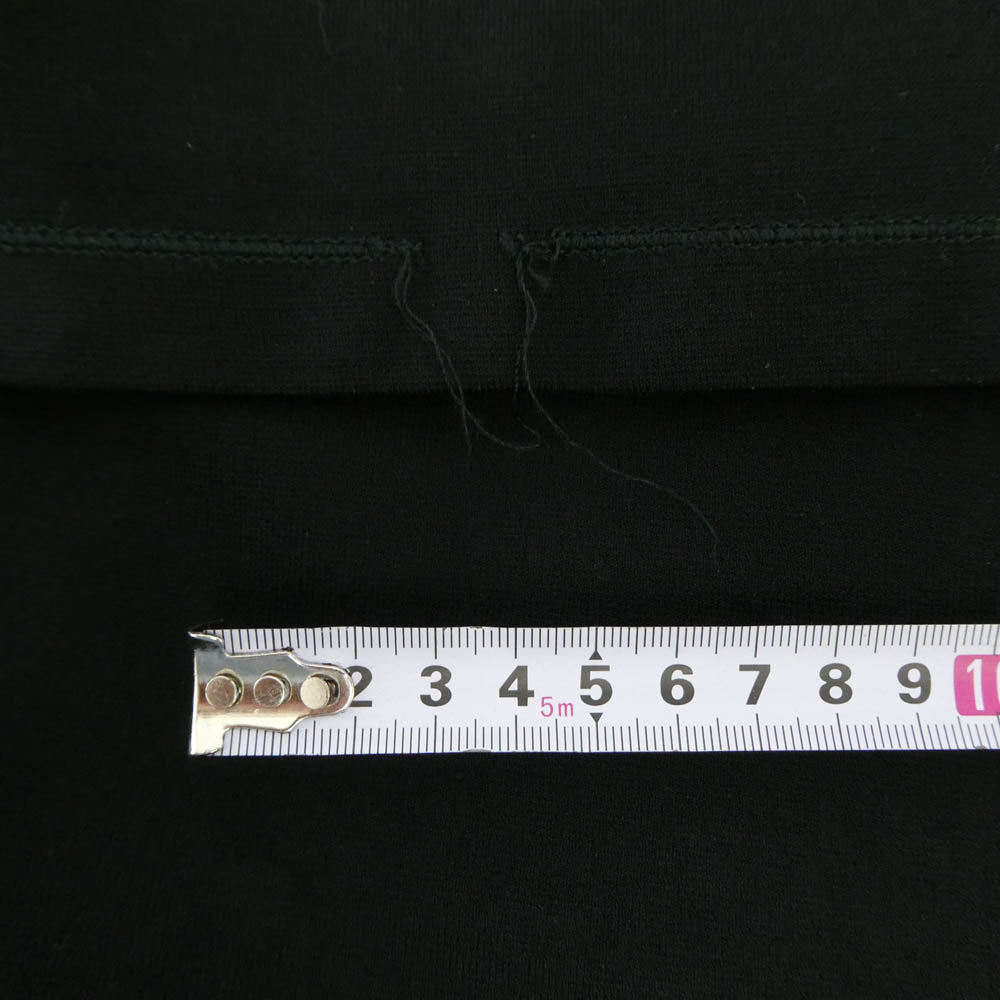 VALENTINO ヴァレンティノ ロックスタッズ クロップド 半袖 スウェット Ｔシャツ ブラック系 表記無し【中古】