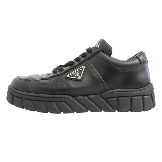 PRADA プラダ 2EE378 BLACK LEATHER SNEAKER トライアングルロゴ レザー ローカット スニーカー ブラック系 9【中古】