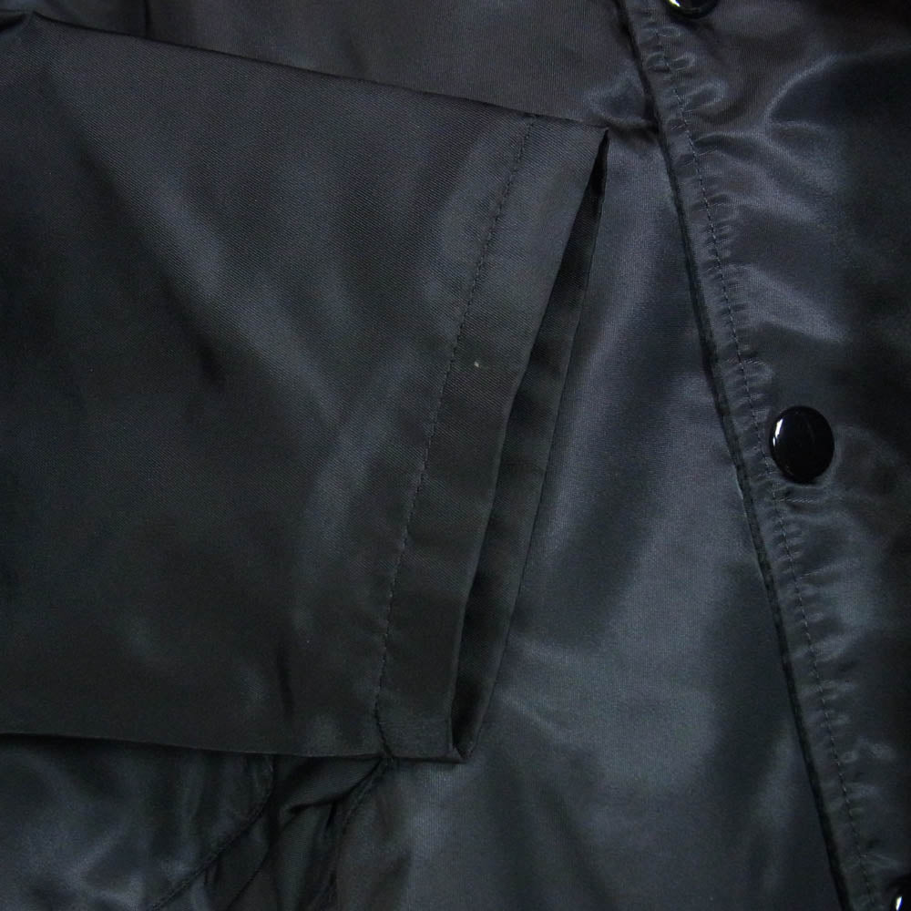 FEAR OF GOD フィアオブゴッド ESSENTIALS エッセンシャルズ ナイロン ロゴ プリント コーチ ジャケット ブラック系 M【中古】